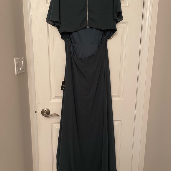 Plus Size Emerald Green Bridesmaid Dress with Side Cut Outs - size 3X - Picture 8 of 8